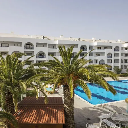 Apartment T2 Vista Mar-piscina 600m Praia Armacao de Pera
